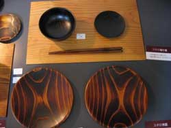 ���̃e�[�u���E�F�A