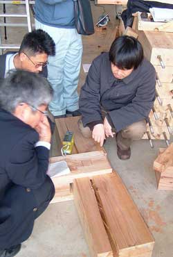 �j�f����