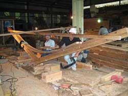 �t���őg�ݗ��Ē��̉���