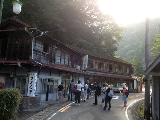 �����炬����